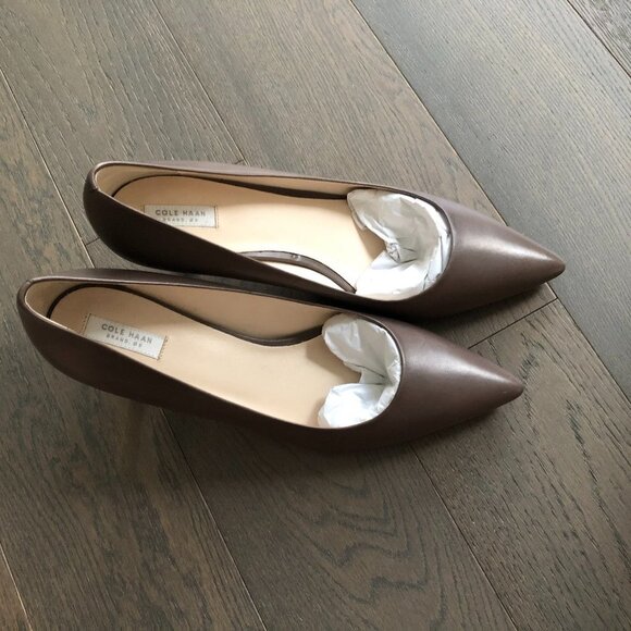 Cole Haan Grand. OS Leather Hi Heel Shoes w 2" Heels Dark Taupe Sz 9.5B NWOT - Picture 1 of 6